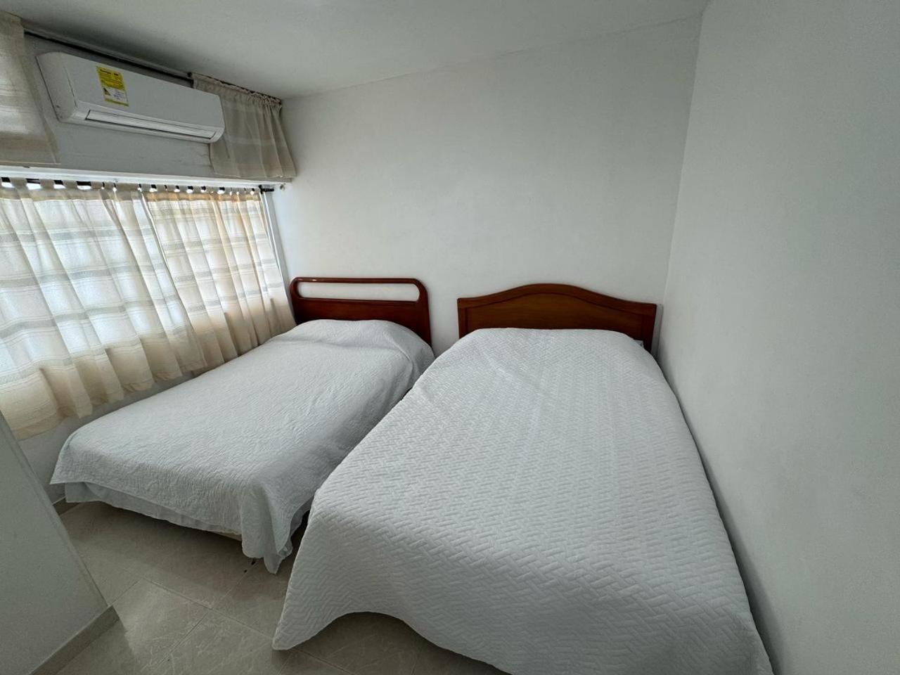 Apartamentos En Edificio Portofino Icdi Cartagena Exterior photo
